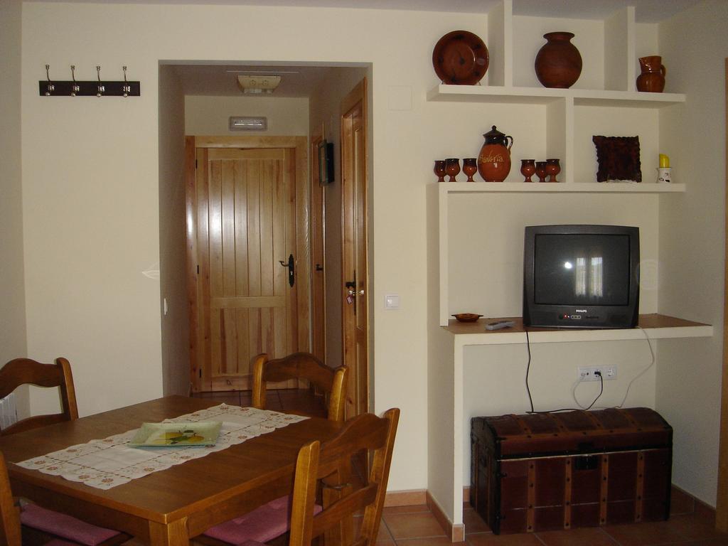 Apartamentos Serrano Рибатахада Экстерьер фото